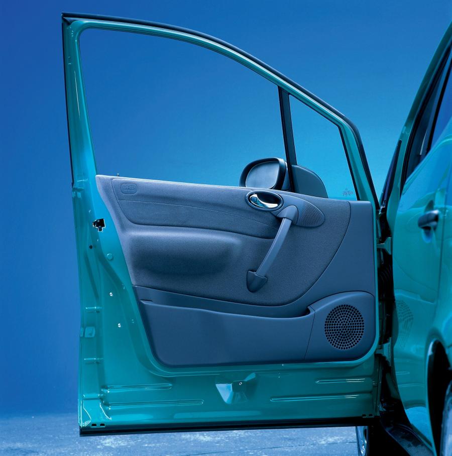  Mercedes-Benz A-Class 1997 года  (фото 56 из 314)